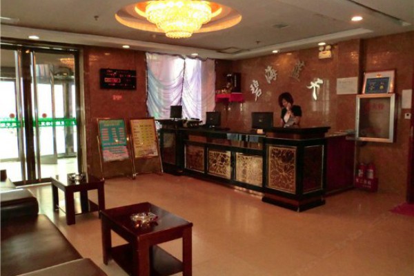 揭秘！重庆富侨按摩，游客的镜头为何不敢正对？